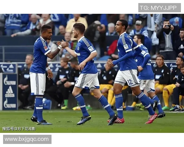 沙尔克04队迎战强敌全力争胜期待精彩对决